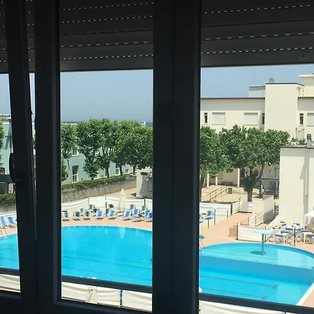 Centro Vacanze La Perla *