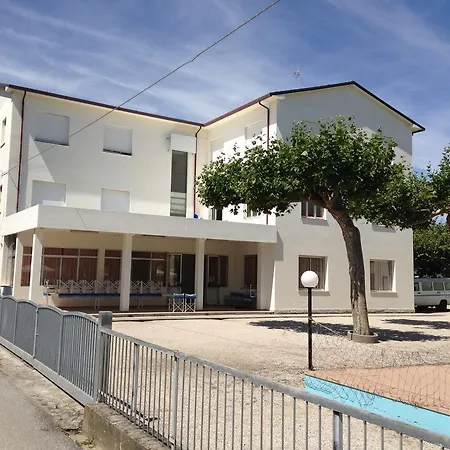 Centro Vacanze La Perla *